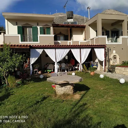Zisis Villa, Apladiana Mylopotamou Ferienhaus *